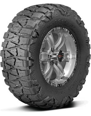 Nitto Mud Grappler 305/70 R16 124P